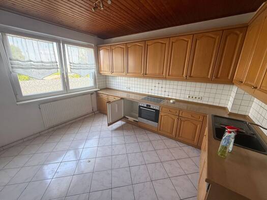 Wohnung zur Miete 895 € 3,5 Zimmer 92 m² Geschoss 2/2 frei ab sofort Altenessen-Süd Stadtbezirk V 45326