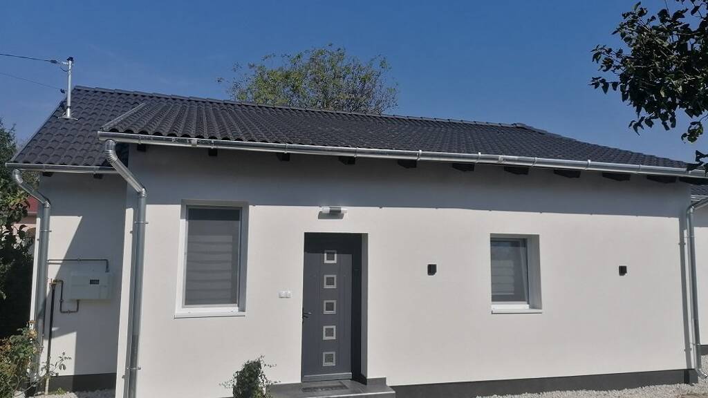Bungalow zum Kauf provisionsfrei 117.000 € 3 Zimmer 82 m² 1.779 m² Grundstück Letenye