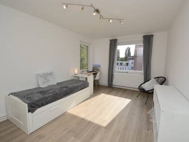 WG-Zimmer zur Miete Wohnen auf Zeit 500 € 20,1 m² 3. Geschoss frei ab sofort Elmshorn 25335