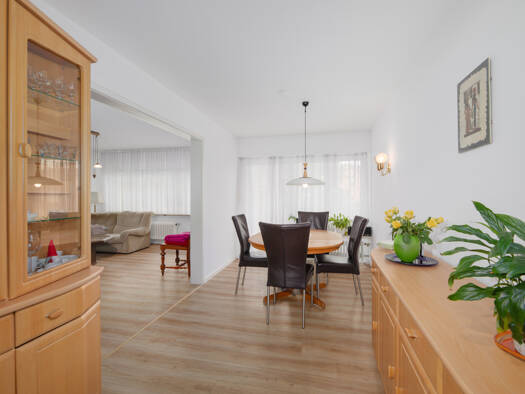 Wohnung zur Miete 1.050 € 4 Zimmer 94,9 m² 3. Geschoss frei ab 01.10.2025 Sonnenberg Pforzheim / Sonnenberg 75180
