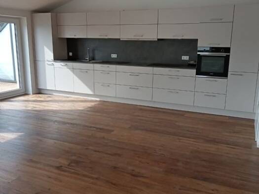 Wohnung zur Miete 810 € 2 Zimmer 71,3 m² Geschoss 1/2 frei ab sofort Klötzlmüllerstr. 174 f West Landshut 84034