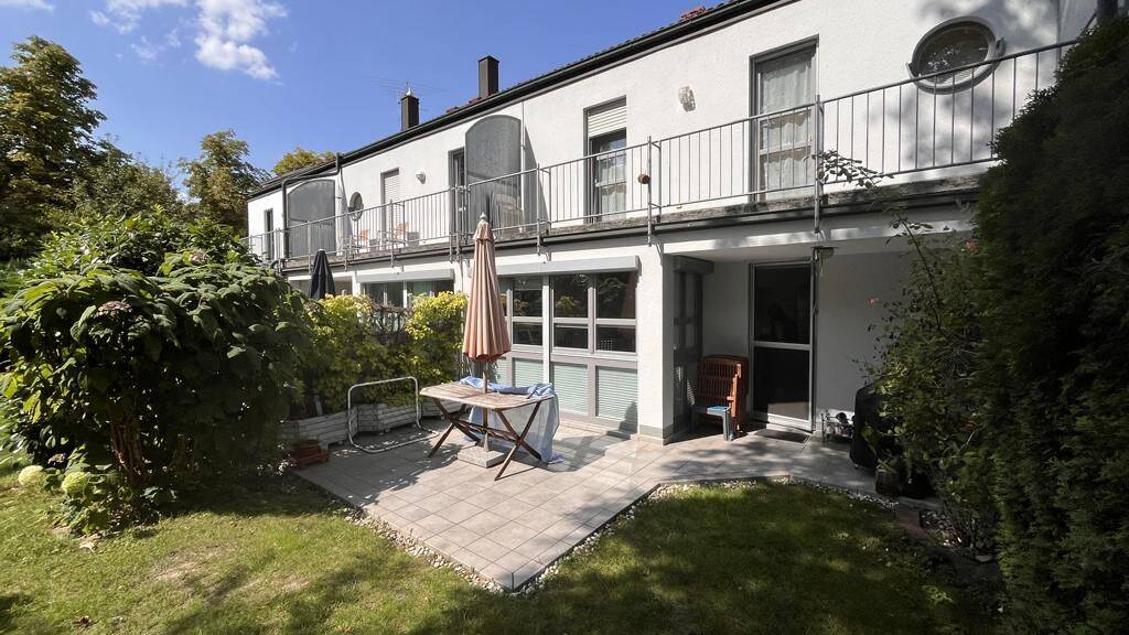 Reihenmittelhaus zum Kauf 598.000 € 5 Zimmer 154 m² 242 m² Grundstück Konradsiedlung-Wutzlhofen Regensburg 93057