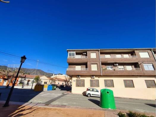 Wohnung zum Kauf 79.995 € 4 Zimmer 157 m² Salinas 03638