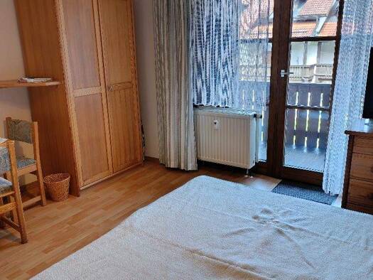 Studio zur Miete 300 € 1 Zimmer 30 m² 1. Geschoss frei ab sofort Zwiesel 94227