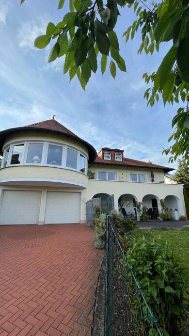 Villa zum Kauf 10 Zimmer 385 m² 1.001 m² Grundstück Warburg Warburg 34414