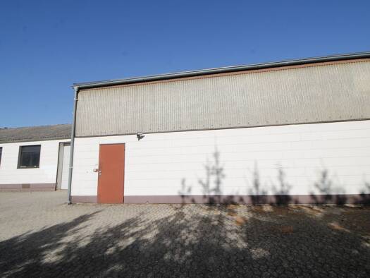 Lagerhalle zur Miete 4 € 200 m² Lagerfläche Bexbach Bexbach 66450