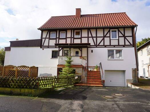 Einfamilienhaus zum Kauf 209.000 € 7 Zimmer 182 m² 668 m² Grundstück Wolfershausen Felsberg / Wolfershausen 34587