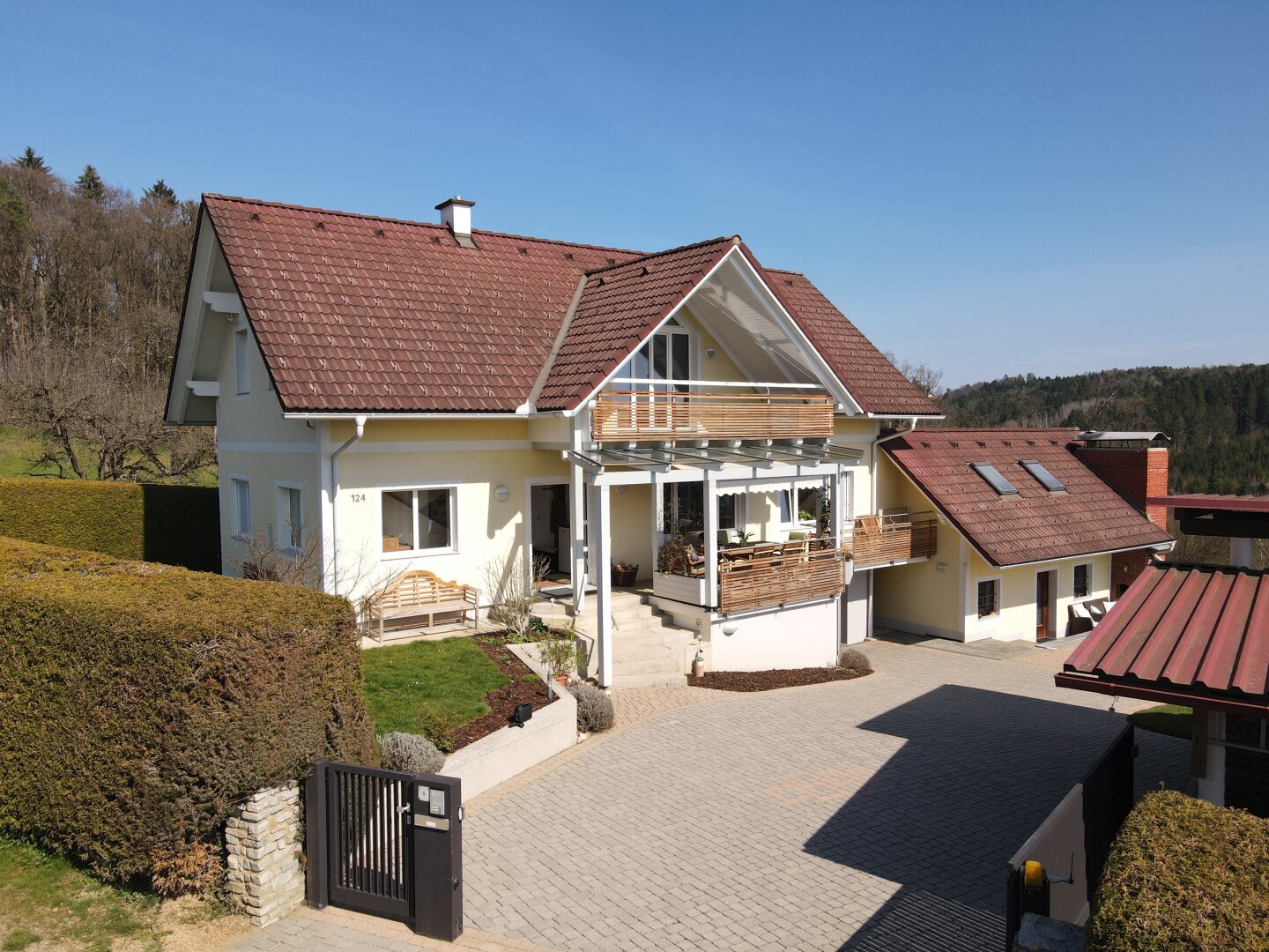 Haus zum Kauf 720.000 € 6 Zimmer 198 m²<br/>Wohnfläche 1.074 m²<br/>Grundstück ab sofort<br/>Verfügbarkeit Gleisdorf 8200