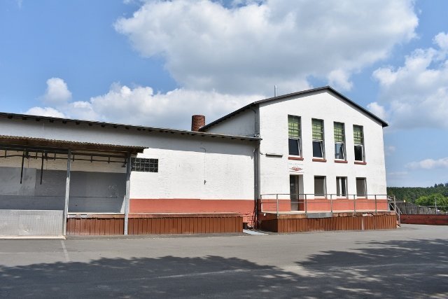 Immobilie zur Miete 3.000 € 1.800 m²<br/>Grundstück Üttfeld 54619