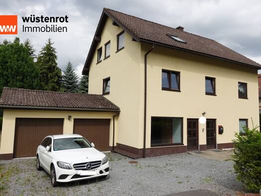 Einfamilienhaus zum Kauf 295.000 € 10 Zimmer 211,2 m² 1.000 m² Grundstück St. Michaelis Brand-Erbisdorf 09618