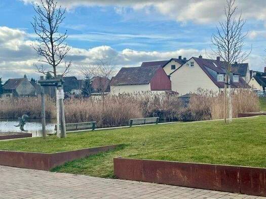 Doppelhaushälfte zum Kauf 260.000 € 4 Zimmer 140 m² Ringstraße 44 Röttenbach 91341