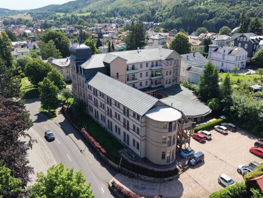 Wohnanlage zum Kauf als Kapitalanlage geeignet 3.295.000 € 2.631 m² 3.380 m² Grundstück Friedrichroda Friedrichroda 99894