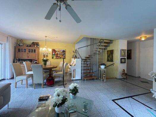 Reihenendhaus zum Kauf 515.000 € 4,5 Zimmer 112 m² 331 m² Grundstück frei ab sofort Panoramastraße 76 Bitzenhofen Oberteuringen 88094