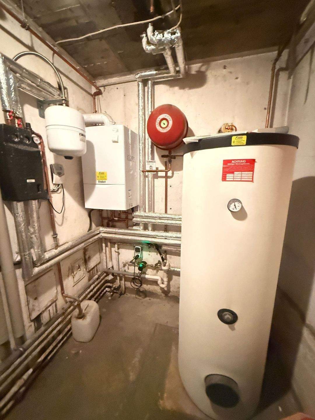 Immobilie in Waldbrunn - ## Einfamilienhaus mit Einliegerwohnung in Traumlage von Waldbrunn ## - Bild 4