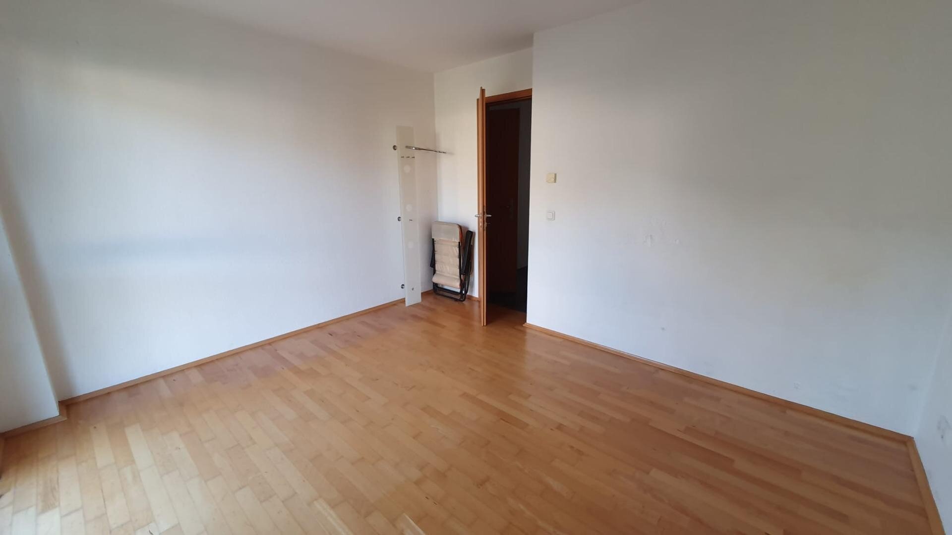 Wohnung zum Kauf provisionsfrei 339.000 € 2 Zimmer 63 m²<br/>Wohnfläche 2.<br/>Geschoss Niederkassel Düsseldorf 40547