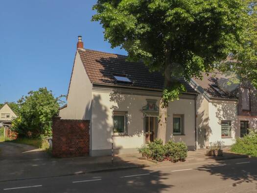 Einfamilienhaus zum Kauf 520.000 € 6 Zimmer 105 m² 705 m² Grundstück Heerdt Düsseldorf / Heerdt 40549