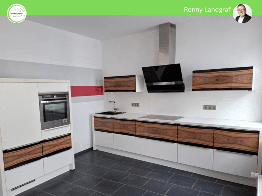 Wohnung zur Miete 310 € 2 Zimmer 55 m² 1. Geschoss frei ab sofort August-Bebel-Straße 12 Meerane Meerane 08383