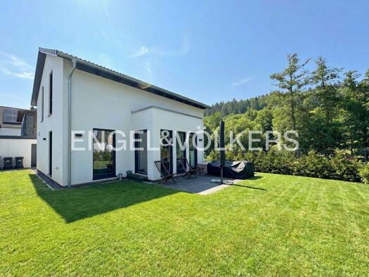 Einfamilienhaus zum Kauf 595.000 € 4,5 Zimmer 110,6 m² 1.307 m² Grundstück Langenhain-Ziegenberg Ober-Mörlen 61239