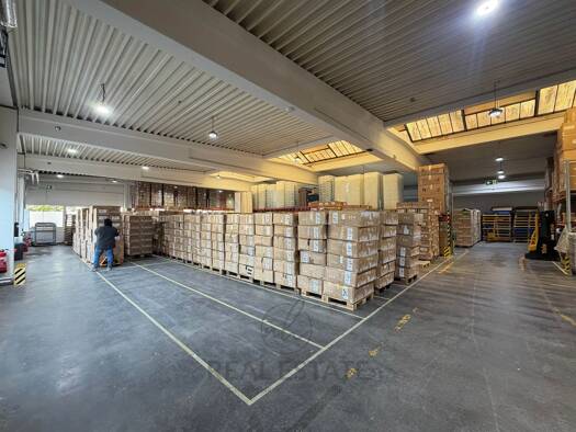 Lagerhalle zur Miete 13.165 € 1.535 m² Lagerfläche Garstedt Norderstedt 22848