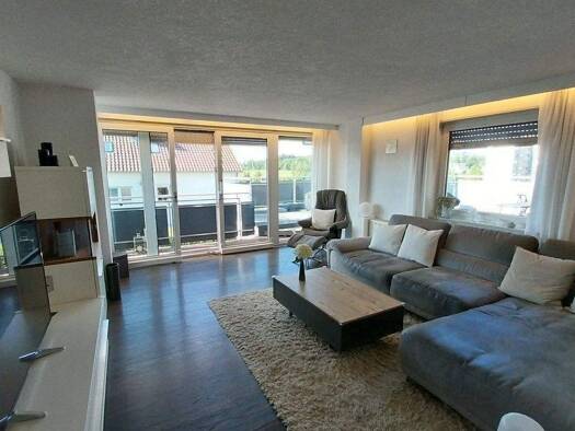 Wohnung zum Kauf 441.000 € 3,5 Zimmer 158 m² 1. Geschoss frei ab sofort Ailingen Friedrichshafen 88048