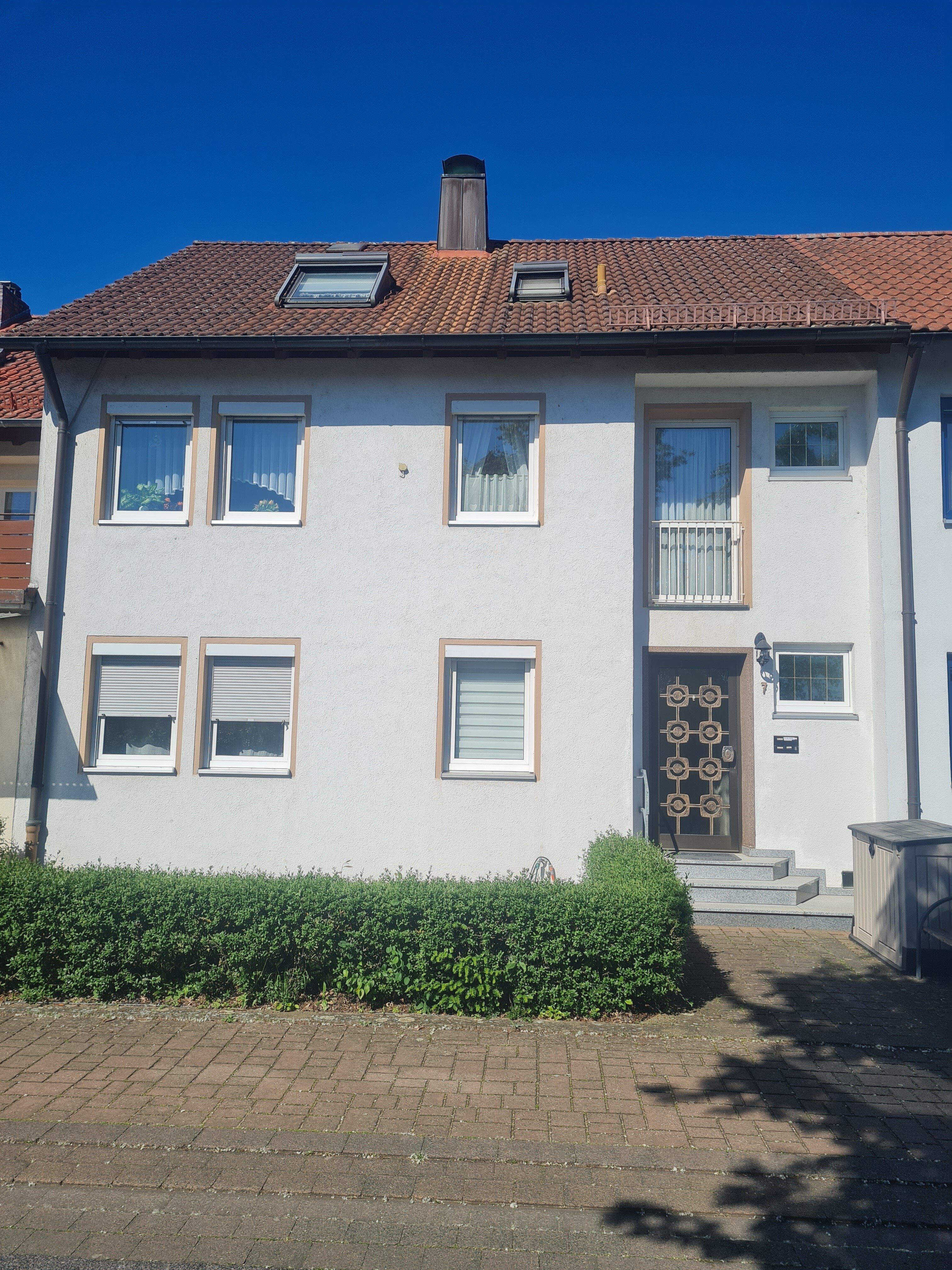 Mehrfamilienhaus zum Kauf 359.000 € 9 Zimmer 161 m²<br/>Wohnfläche 470 m²<br/>Grundstück Lichteneiche Memmelsdorf 96117