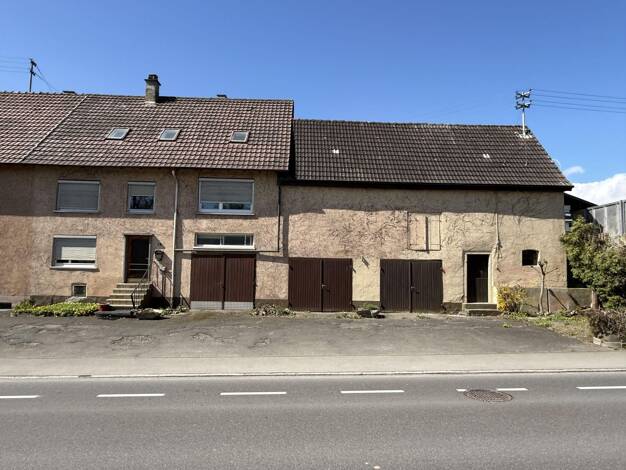 Doppelhaushälfte zum Kauf 89.900 € 9 Zimmer 130 m² 452 m² Grundstück Hailtingen Dürmentingen 88525