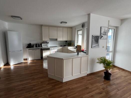 Wohnung zur Miete 850 € 3,5 Zimmer 80,5 m² Geschoss 1/2 frei ab 01.06.2026 Gottmadingen 78244
