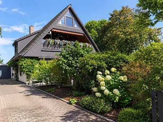 Mehrfamilienhaus zum Kauf 460.000 € 7 Zimmer 211 m² 760 m² Grundstück Karkweg 123 Altenwalde Cuxhaven 27478
