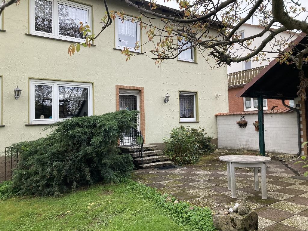 Mehrfamilienhaus zum Kauf 375.000 € 7 Zimmer 209 m²<br/>Wohnfläche 1.290 m²<br/>Grundstück Calden Calden 34379