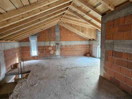 Haus zum Kauf 320.000 € 4 Zimmer 110 m² Poljica, Marina Marina