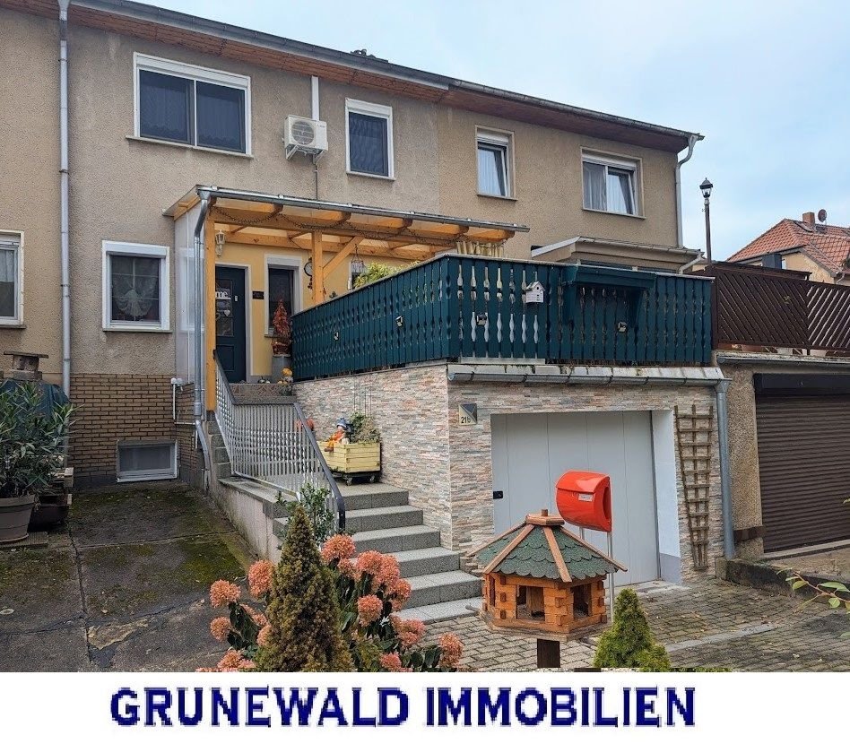 Reihenmittelhaus zum Kauf 198.000 € 4 Zimmer 114 m²<br/>Wohnfläche 260 m²<br/>Grundstück Eisenberger Str 21 B Hartmannsdorf 07613