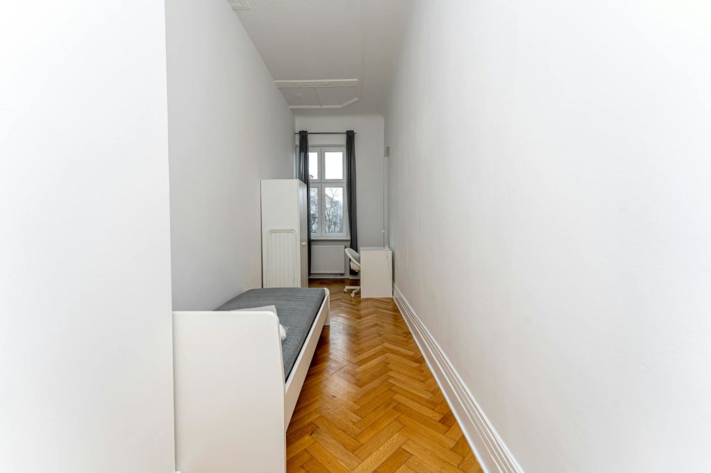 Wohnung zur Miete Wohnen auf Zeit 655 € 1 Zimmer 9 m² frei ab 06.12.2024 HERMANNSTR. Neukölln Berlin 12049