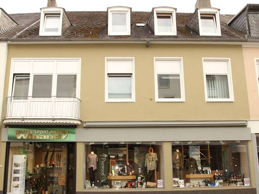 Reihenmittelhaus zum Kauf 245.000 € 8 Zimmer 138 m² Bitburg Bitburg 54634