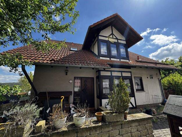 Einfamilienhaus zum Kauf 285.000 € 7 Zimmer 162,9 m² 757 m² Grundstück Naumburg 34311