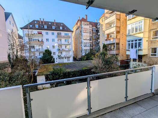 Studio zur Miete 750 € 1 Zimmer 33 m² Geschoss 1/3 frei ab sofort Römerstraße 68 Süd Stuttgart 70180