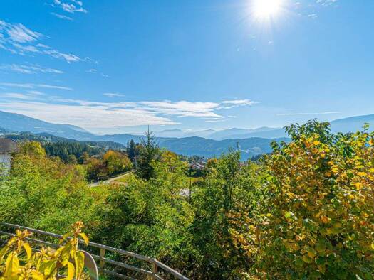 Einfamilienhaus zur Miete 1.500 € 4,5 Zimmer 130 m² 1.606 m² Grundstück Tschierweg 9872