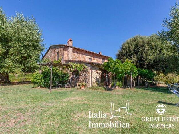 Bauernhaus zum Kauf 870.000 € 16 Zimmer 323 m² 50.160 m² Grundstück Città della Pieve 06062