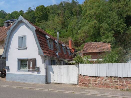 Einfamilienhaus zum Kauf 169.000 € 4 Zimmer 91 m² 743 m² Grundstück frei ab 02.11.2026 Wachenheim an der Weinstraße 67157