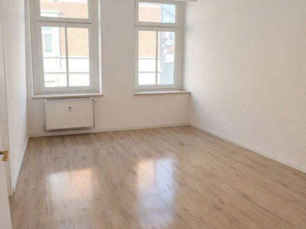Wohnung zur Miete 420 € 2 Zimmer 60 m² 1. Geschoss Mittelstraße 9 Zeitz 06712