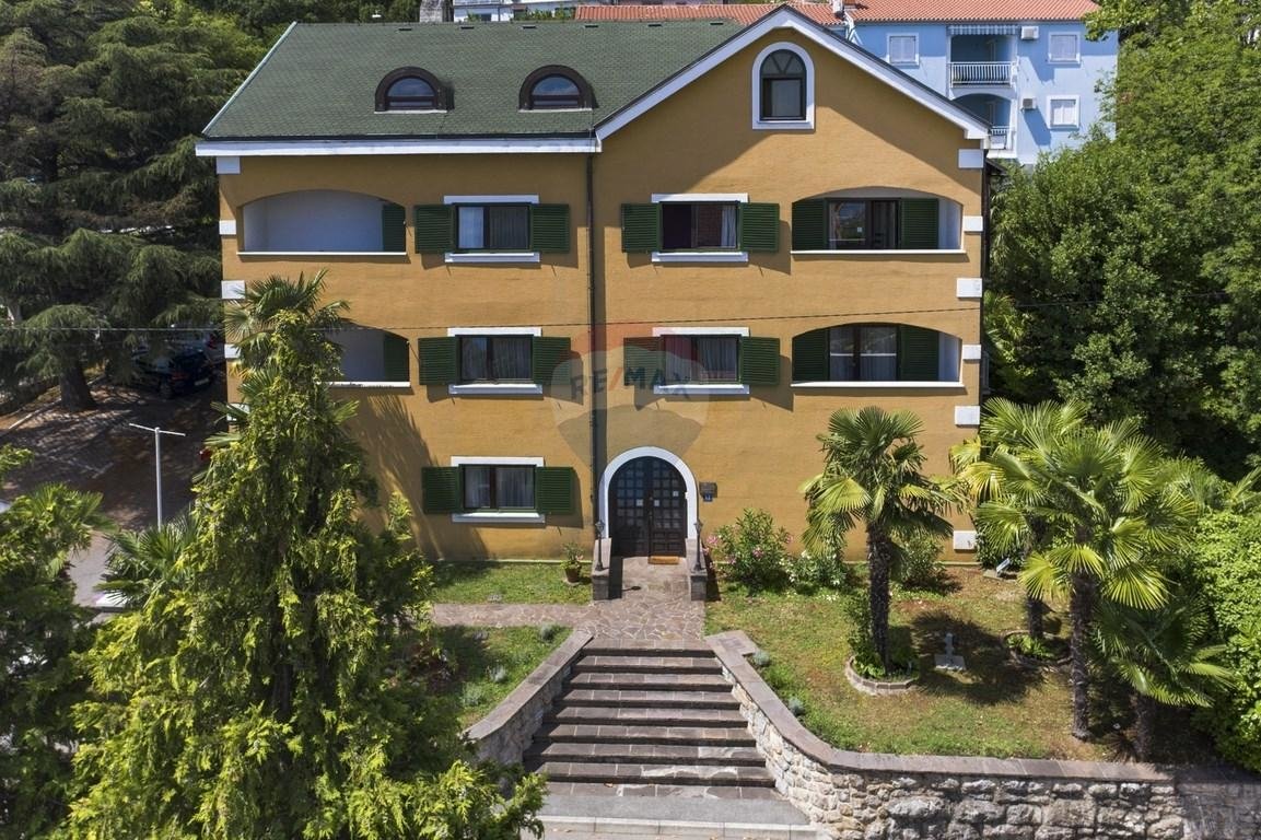 Haus zum Kauf 1.800.000 € 20 Zimmer 775 m²<br/>Wohnfläche 841 m²<br/>Grundstück Opatija 51410