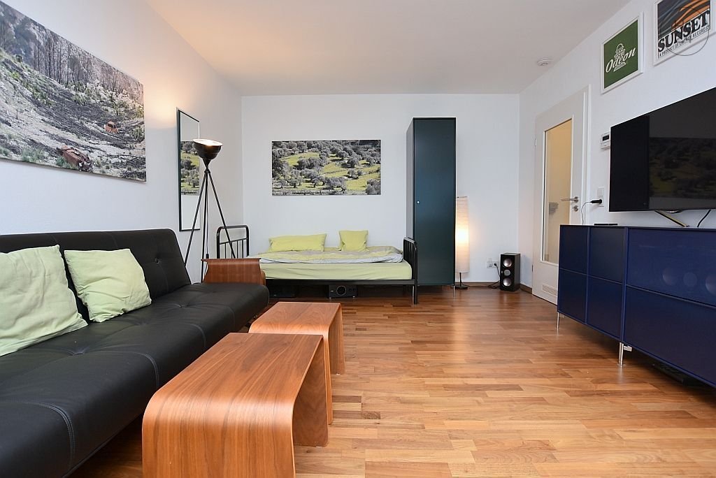 Wohnung zur Miete Wohnen auf Zeit 1.190 € 1 Zimmer 27 m²<br/>Wohnfläche 01.01.2025<br/>Verfügbarkeit Kernerviertel Stuttgart 70190