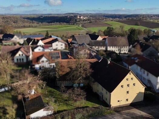 Bauernhaus zum Kauf 179.000 € 12 Zimmer 140 m² 1.792 m² Grundstück Lendsiedel Kirchberg an der Jagst 74592