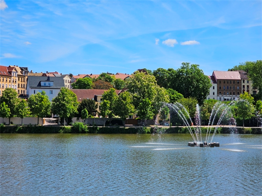 Wohn- und Geschäftshaus zum Kauf als Kapitalanlage geeignet 250.000 € 413 m² 591 m² Grundstück Altenburg 04600