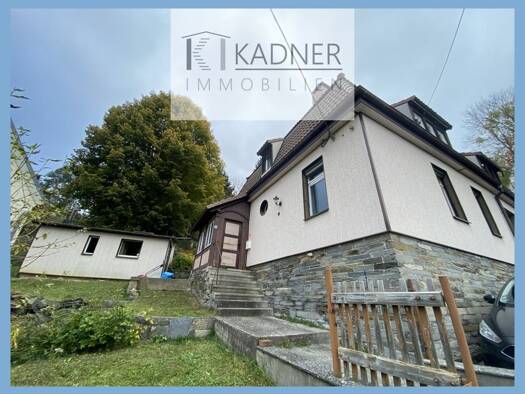 Doppelhaushälfte zum Kauf 36.000 € 4 Zimmer 93 m² 901 m² Grundstück Hofer Straße 25 Pirk Weischlitz 08538