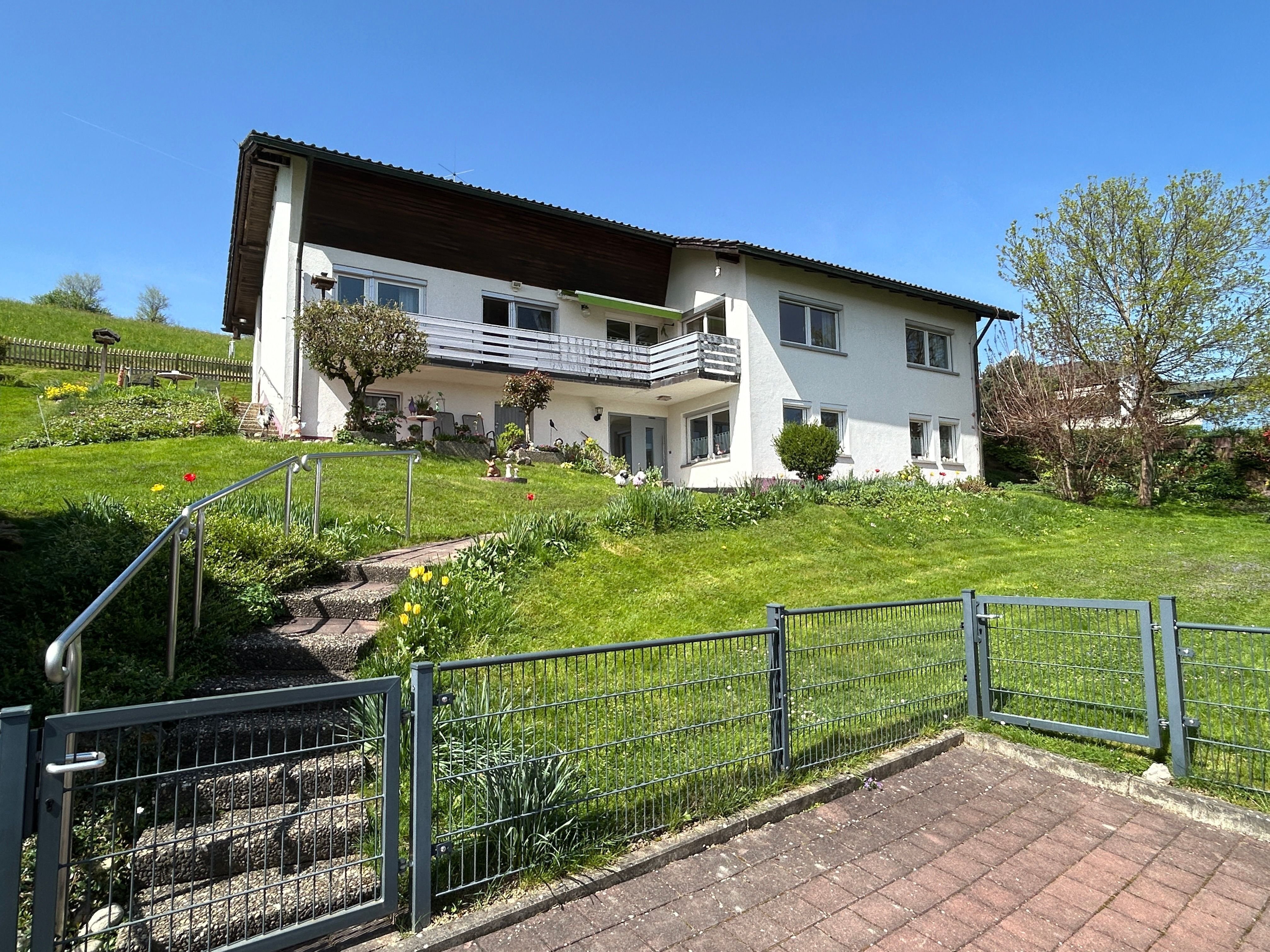 Einfamilienhaus zum Kauf 698.000 € 6 Zimmer 134 m²<br/>Wohnfläche 1.237 m²<br/>Grundstück Jurastr. 10 Rheinfelden Rheinfelden (Baden) 79618