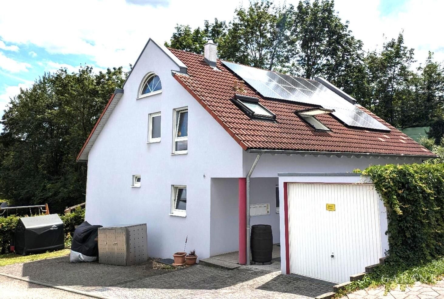 Mehrfamilienhaus zum Kauf 1.079.000 € 8 Zimmer 217 m²<br/>Wohnfläche 495 m²<br/>Grundstück Aldingen 202 Remseck am Neckar 71686