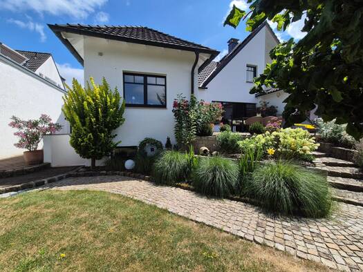 Doppelhaushälfte zum Kauf 585.000 € 4 Zimmer 131 m² 560 m² Grundstück frei ab 01.01.2027 Sterkrade-Nord Oberhausen 46147