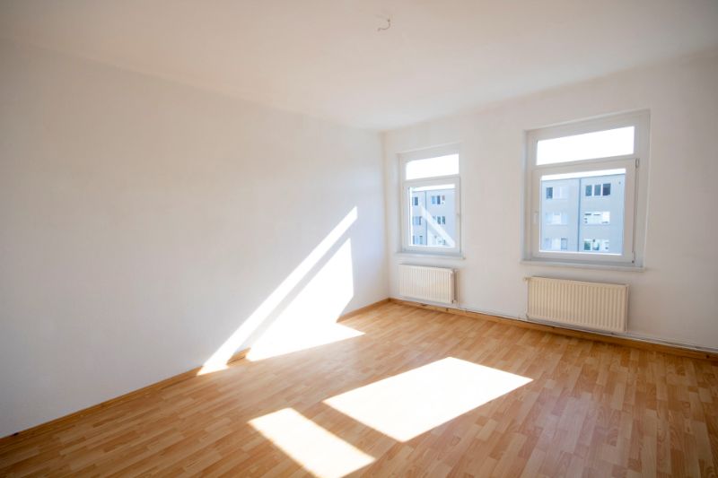 Wohnung zur Miete 642 € 2 Zimmer 71,3 m²<br/>Wohnfläche 4.<br/>Geschoss Albert-Schweitzer-Str. 37 Paulusviertel Halle (Saale) 06114