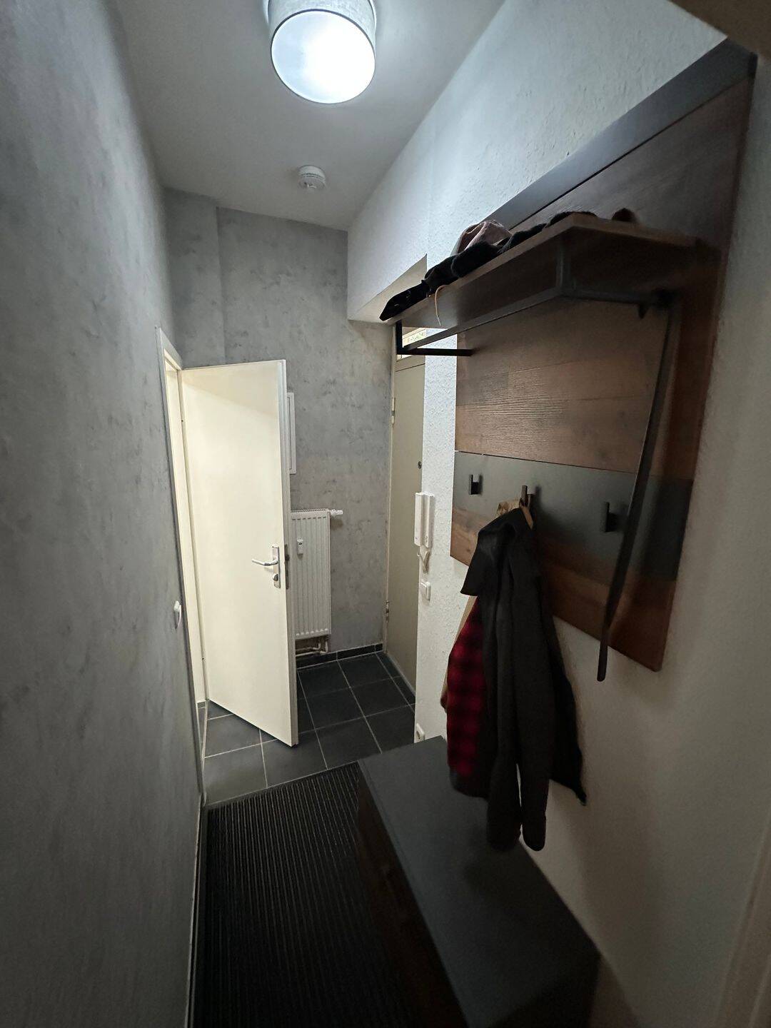 Property thumbnail 2