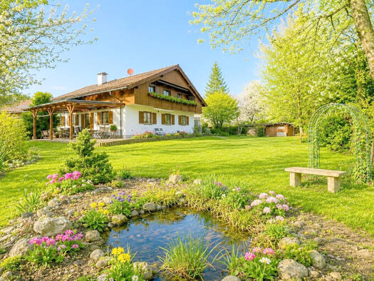 Einfamilienhaus zum Kauf 1.398.500 € 10 Zimmer 350 m² 1.303 m² Grundstück Achmühle Eurasburg 82547